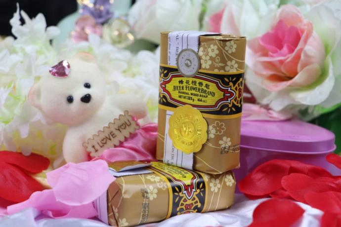 Bee & Flower Brand Sandalwood Soap 81g